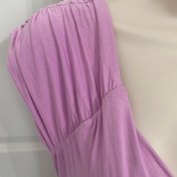 New White House, Black market, pink v neck wrap top - Picture 2 of 11